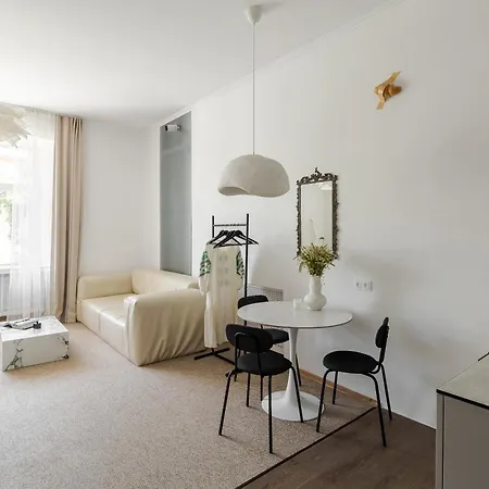 Netflix And Chill 利沃夫